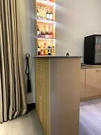 De James Hotels and Suites