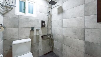 Gyeongju Modern Pool Villa