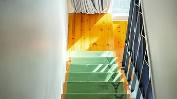 Gyeongju Modern Pool Villa