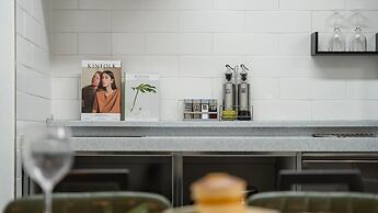 Gyeongju Modern Pool Villa