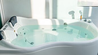 Gyeongju Modern Pool Villa