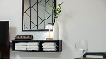 Gyeongju Modern Pool Villa