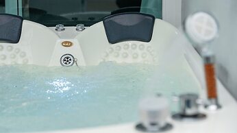 Gyeongju Modern Pool Villa