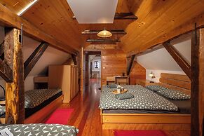 Authentic Wooden House Sleme