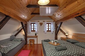 Authentic Wooden House Sleme