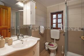 Authentic Wooden House Sleme