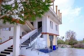 Volcano Home Room Resort