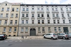 Cozy Apartment in Poznań by Renters