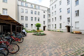 Cozy Apartment in Poznań by Renters