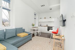 Cozy Apartment in Poznań by Renters
