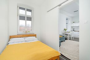 Cozy Apartment in Poznań by Renters