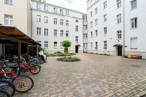 Cozy Apartment in Poznań by Renters
