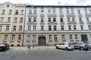 Cozy Apartment in Poznań by Renters