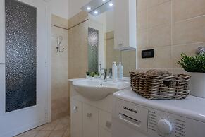 Modern Apartment in Santa Rita by Wonderful Italy