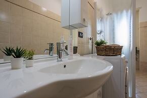 Modern Apartment in Santa Rita by Wonderful Italy