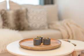 Venus Apartments - Deluxe Loft Skylit