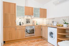 Venus Apartments - Deluxe Loft Skylit