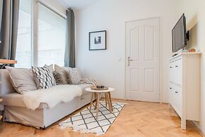 Venus Apartments - Deluxe Loft Skylit