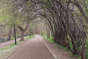 Cosy Beige Apartment for 5 by Renters