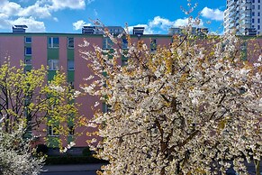 Cosy Beige Apartment for 5 by Renters