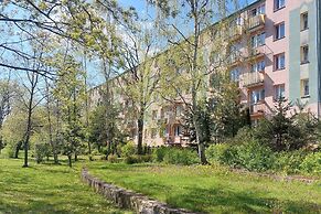 Cosy Beige Apartment for 5 by Renters