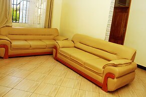 Briston Hotel - Serengeti