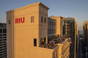 Hotel Riu Plaza Chicago
