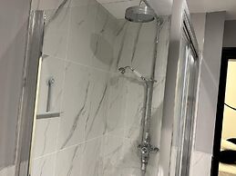 Captivating 2-bed Apartment in Brighton