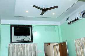 Goroomgo Somnath Rest House Puri