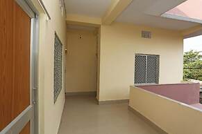 Goroomgo Somnath Rest House Puri