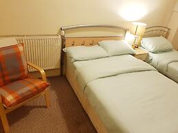 Cozy Coastal Apartment in Historic Port Glasgow