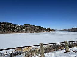 Skyline by the Lake - Gateway to Northern Colorado