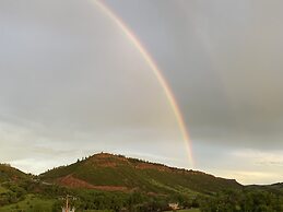 Skyline by the Lake - Gateway to Northern Colorado