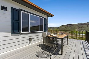 Skyline by the Lake - Gateway to Northern Colorado