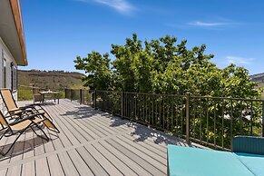 Skyline by the Lake - Gateway to Northern Colorado