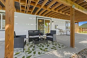 Skyline by the Lake - Gateway to Northern Colorado