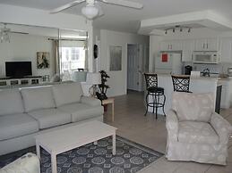 2301m 1 Bedroom Condo