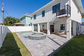 239 Delmar Ave 3 Bedroom Home by RedAwning