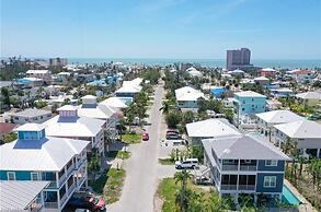 239 Delmar Ave 3 Bedroom Home by RedAwning