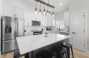 239 Delmar Ave 3 Bedroom Home by RedAwning