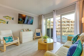 Steps to Galveston Beach: Condo w/ Pool Access