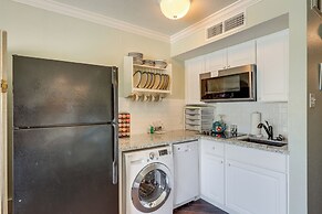 Balcony & Gulf Views: Galveston Condo Near Beach