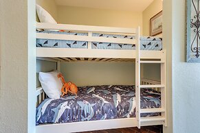 Balcony & Gulf Views: Galveston Condo Near Beach