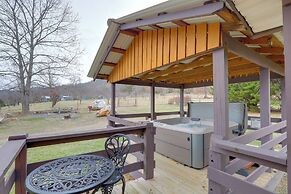 River Access & Hot Tub: Cozy Hot Springs Cabin