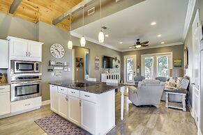 Walk to Beach: Stunning Gulfport Getaway