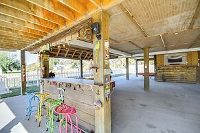 Walk to Beach: Stunning Gulfport Getaway