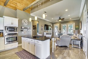 Walk to Beach: Stunning Gulfport Getaway