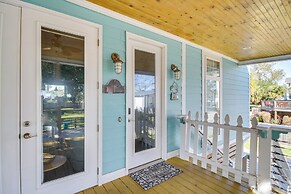 Walk to Beach: Stunning Gulfport Getaway