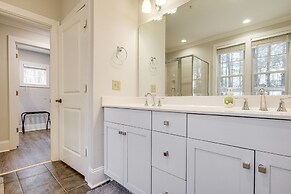 Chic Greensboro Condo w/ Lake Oconee Access!