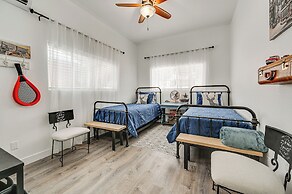 Grill & Patio: Charming Cabin in Munds Park